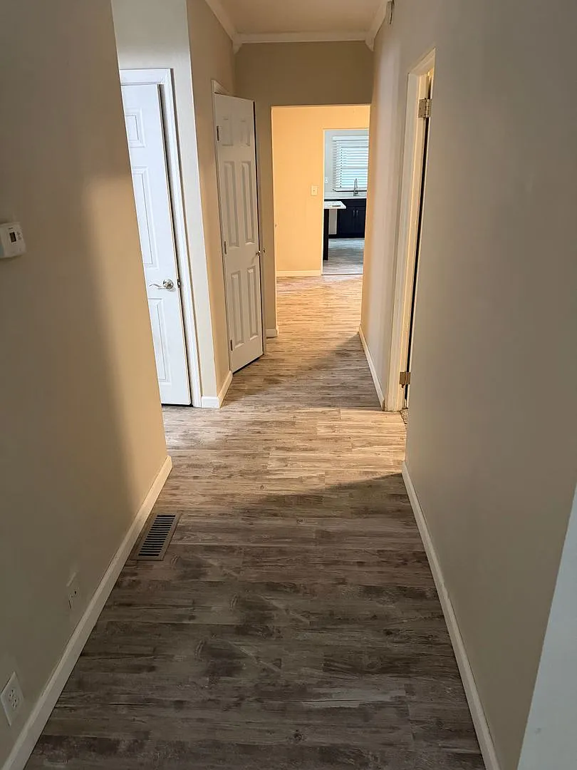 2519 Jane st — Photo 2