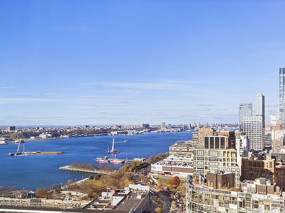4th image of 500 W 18th St #31B