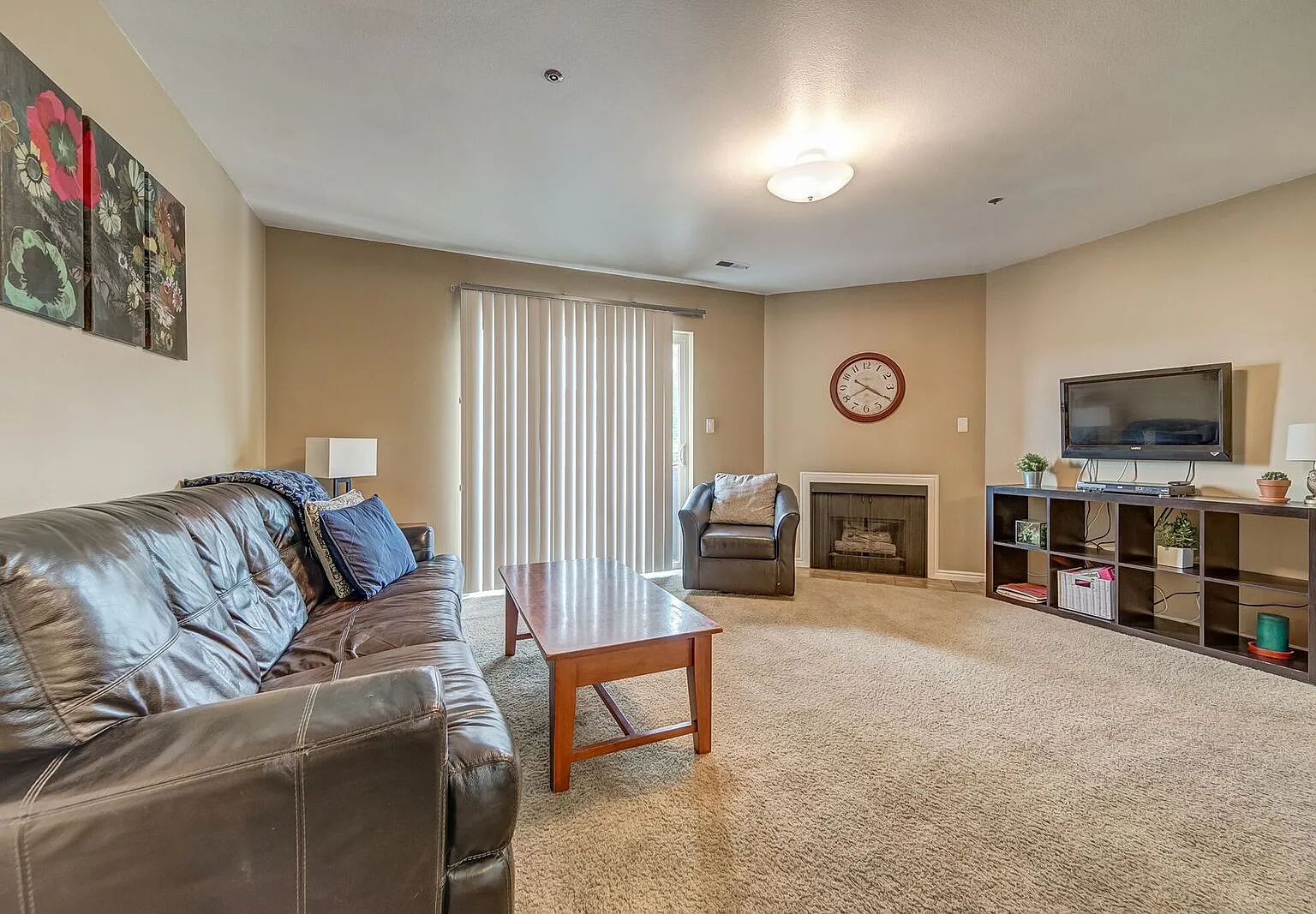 2 bed, 988 sqft, $449 — Photo 2