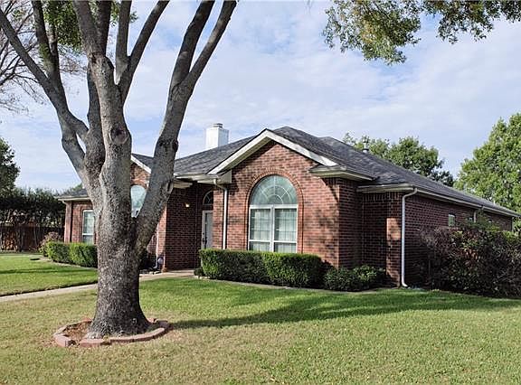 4th image of 2336 Lesley Ln