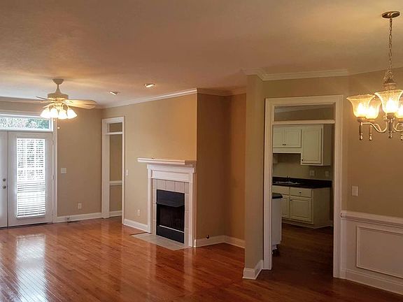 2nd image of 129 Greenwood Dr