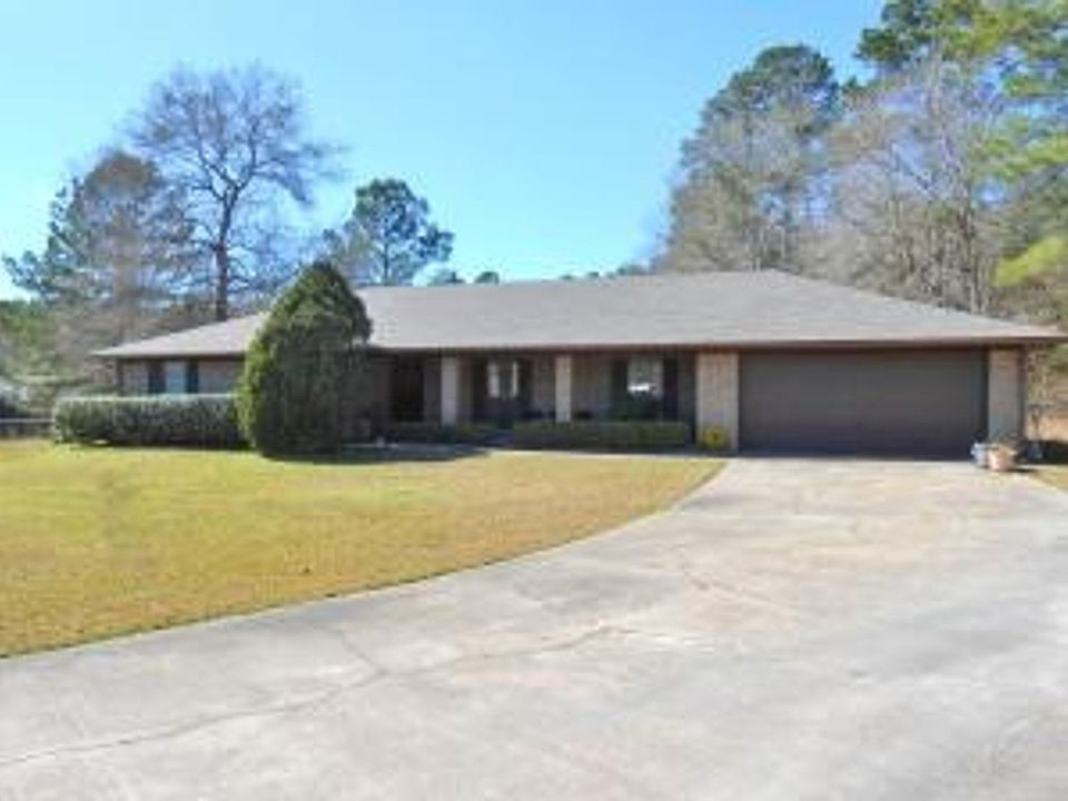 1st image of 102 Veterans Ln