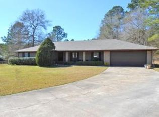 102 Veterans Ln, Leesville, LA 71446