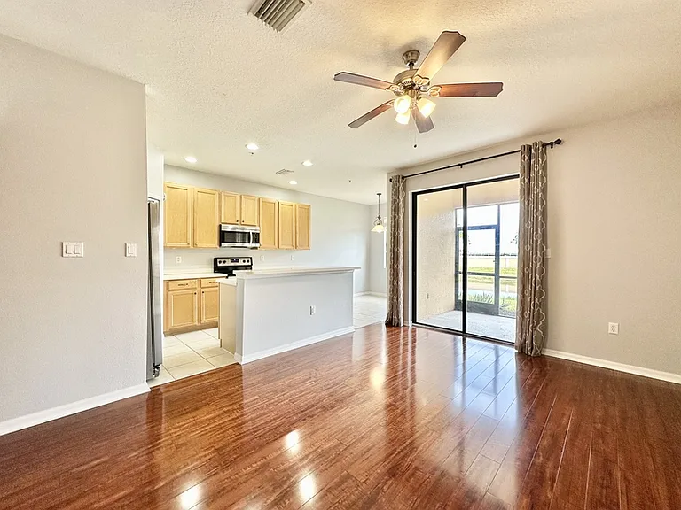 4129 Via Piedra Cir — Photo 10