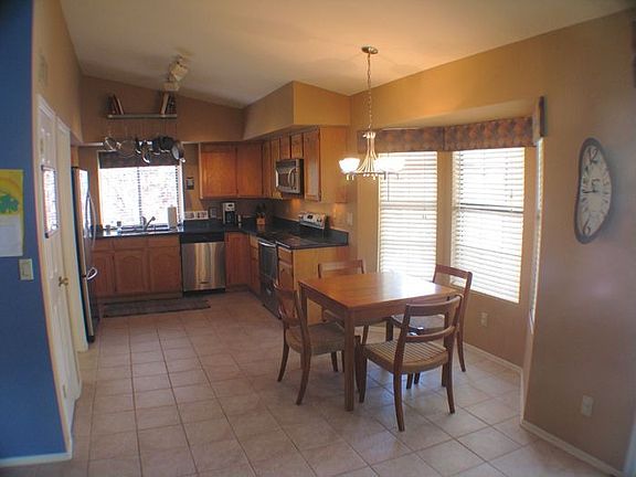 2nd image of 1940 E Buena Vista Dr