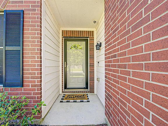 3rd image of 4514 Woodspring Glen Ln
