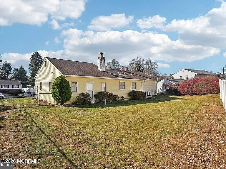 4 Heather Dr — Photo 12