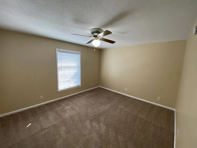 1792G Ebenezer Rd — Photo 15