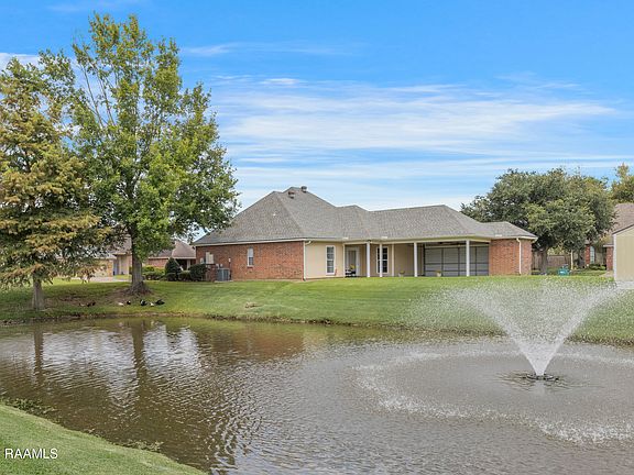 4th image of 718 Copper Meadow Blvd