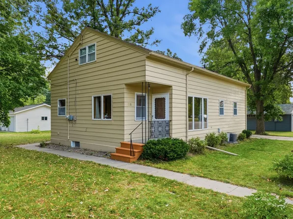 1018 8th Ave E, Alexandria, MN 56308