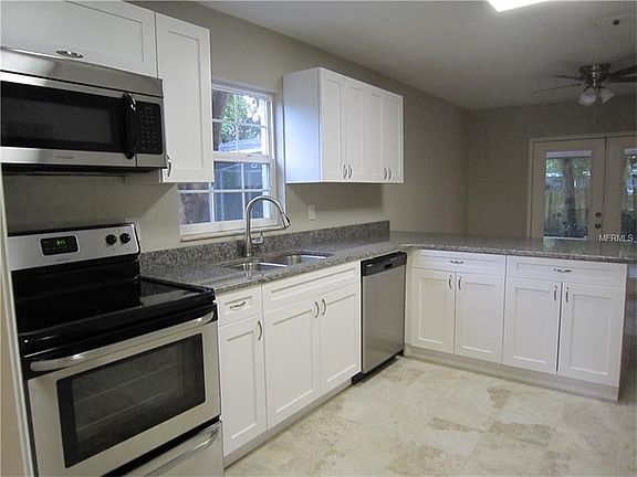 5th image of 319 Coronado Ct