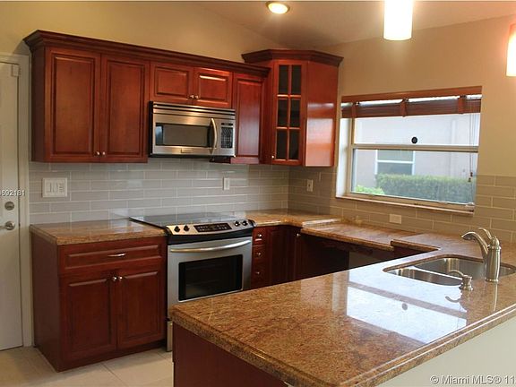 5th image of 4090 SW 147th Ave
