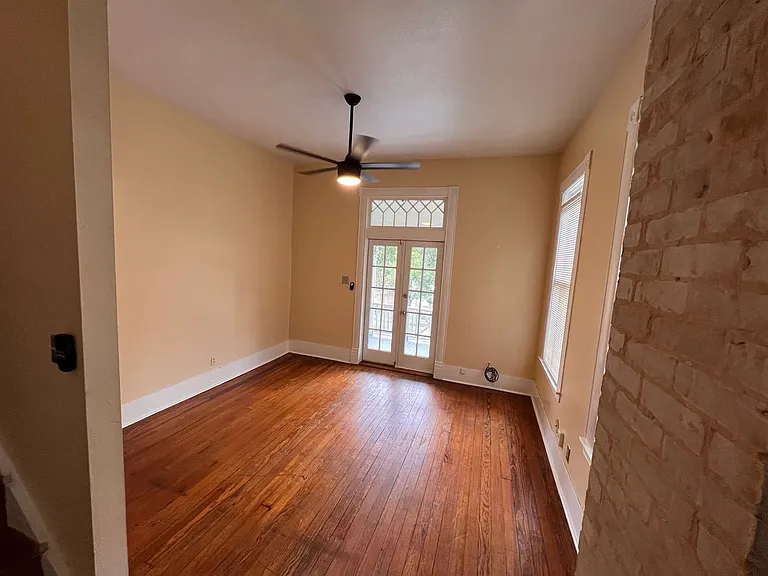 111 Adams St — Photo 13
