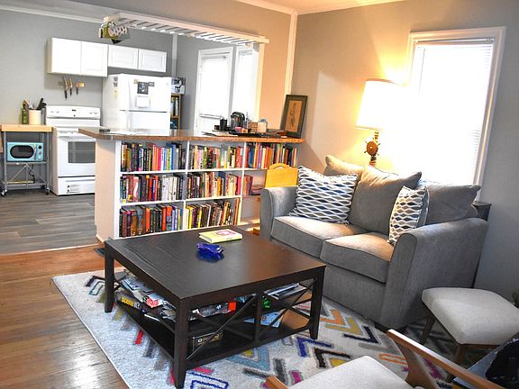 5th image of 5873-5877 Rosslyn Ave