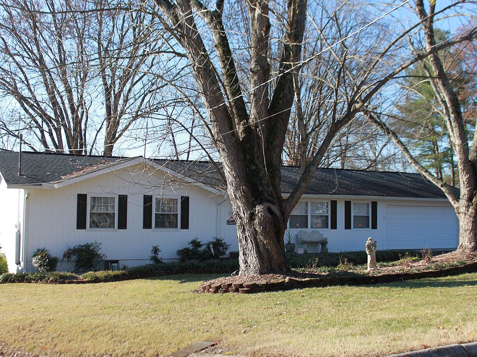 1st image of 8708 Farmington Dr