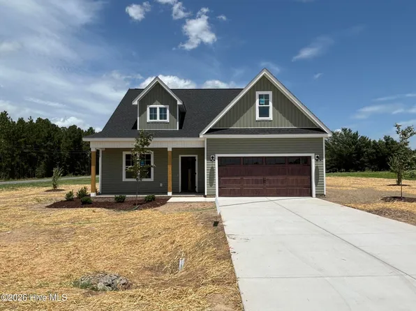 105 Spring Meadows Drive, Aberdeen, NC 28315