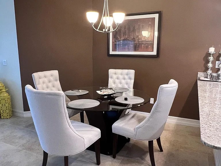 7956 Bristol Cir — Photo 5