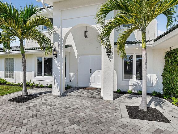 3rd image of 1455 Isabel Este Road E