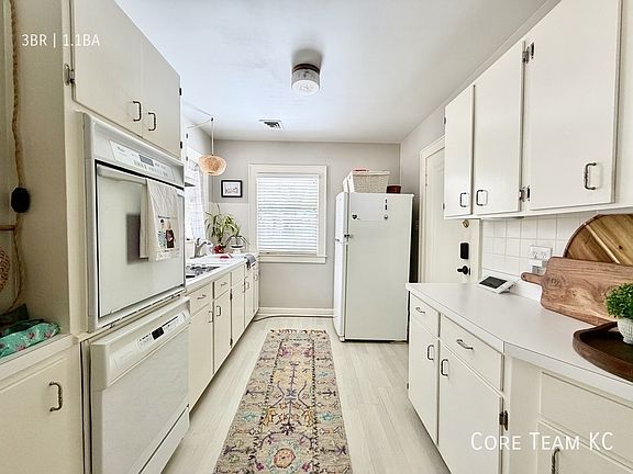 4th image of 4819 Jarboe St #Top