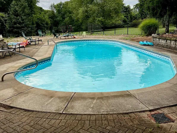 18 Mackey Rd, Lloyd, NY 12528