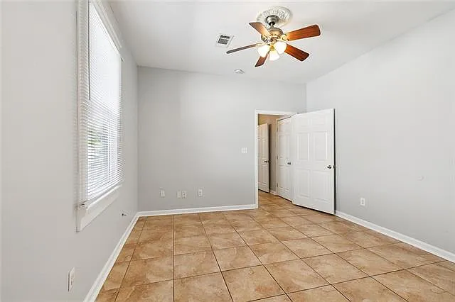 2222 Saint Roch Ave — Photo 8