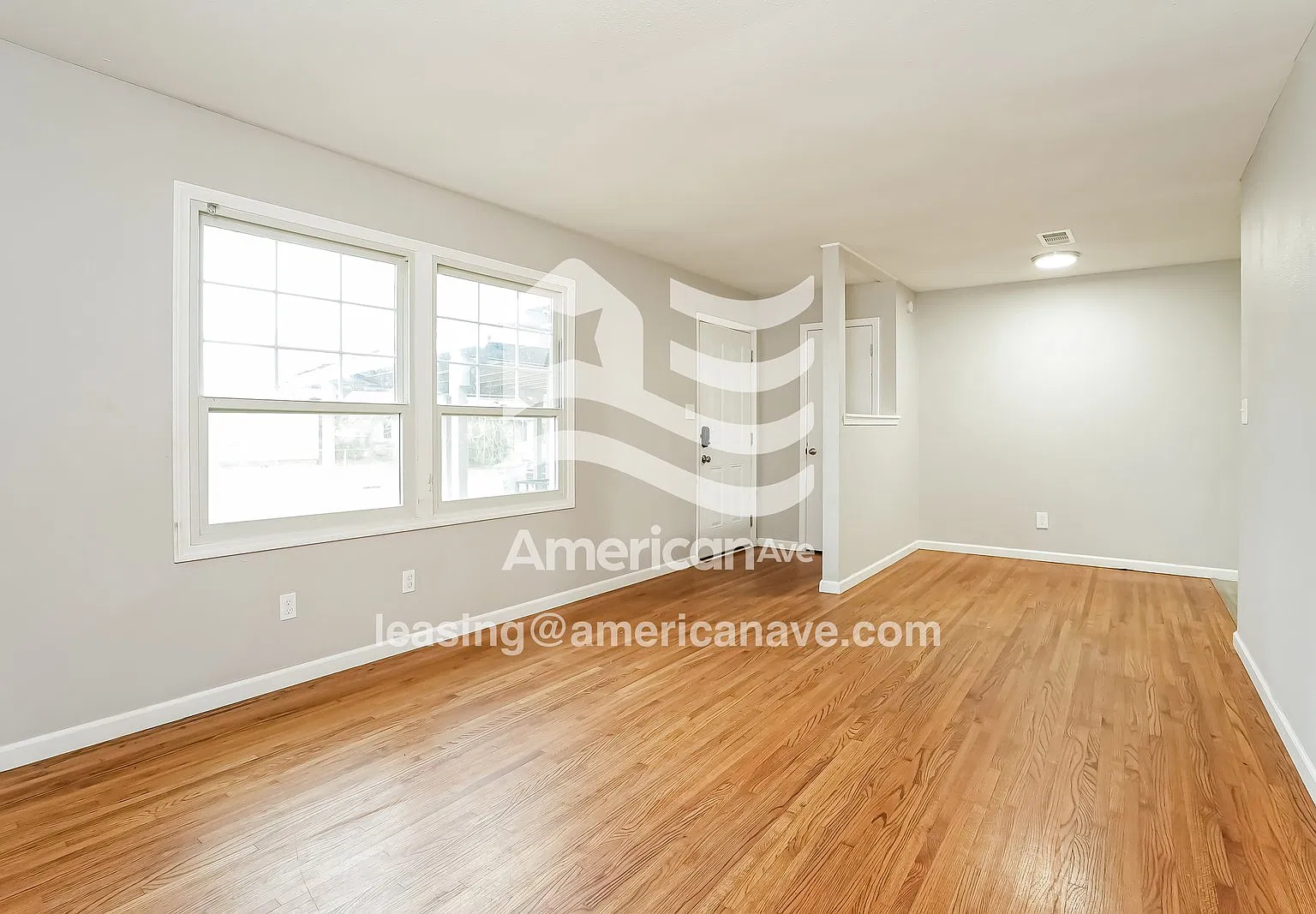 3 bed, 1.0 bath, 955 sqft, $1,150 — Photo 3