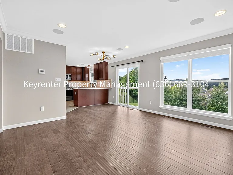 2823 Winding Valley Dr — Photo 8