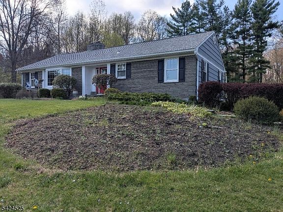 5th image of 225 Pleasant Hill Rd