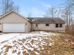47527 County Road 388, Grand Junction, MI 49056