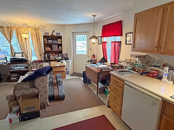 4th image of 62 Spring Street