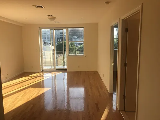 Rented by STAR CITIES INTERNATIONAL PROPERTY CORPORATION | media 8