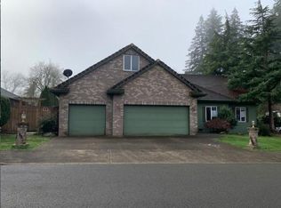 1833 N Teakwood St, Canby, OR