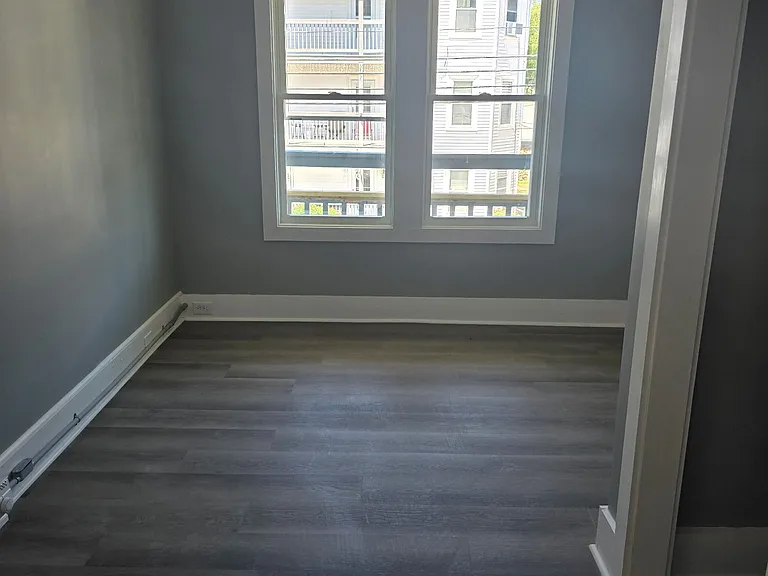 158 Charlton St #2 — Photo 7
