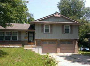 6628 E 134th St, Grandview, MO 64030