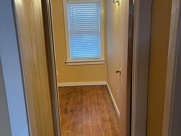 3rd image of 70 Roberts St #A