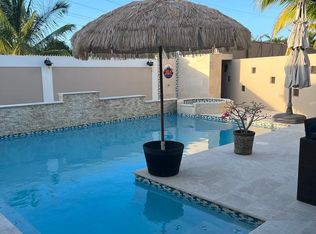 2 Calle Tortola, Manati, PR 00674