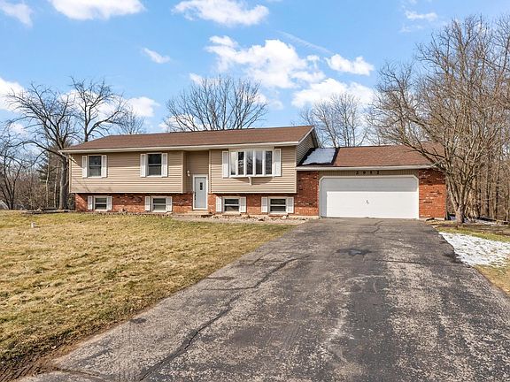 2nd image of 2952 Hearthstone Dr