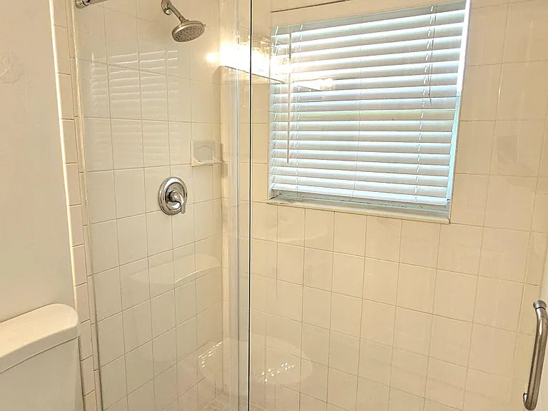 5381 Gene Cir — Photo 17