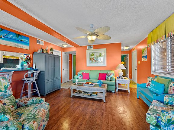 5th image of 609 Hillside Dr. #D-7