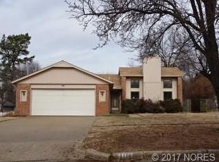 1111 E McKinley Ave, Sapulpa, OK 74066