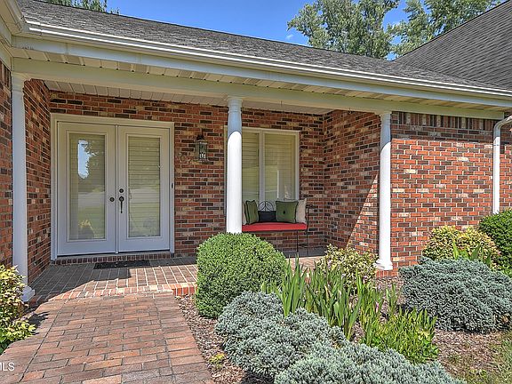 3rd image of 107 Colooney Cir #0