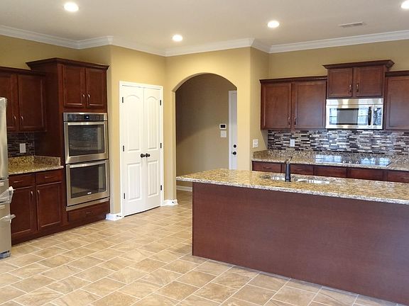 5th image of 334 W Creek Farms #334