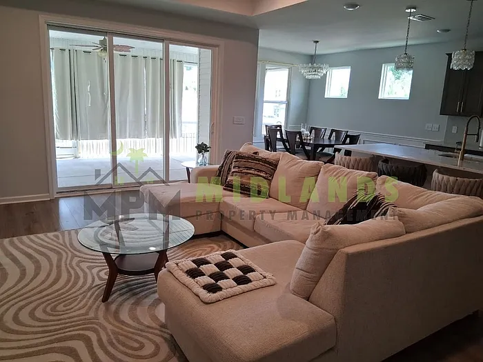 1127 Eagleston Way — Photo 3
