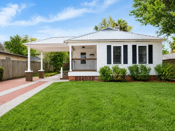 210 W Hiawatha St, Tampa, FL 33604