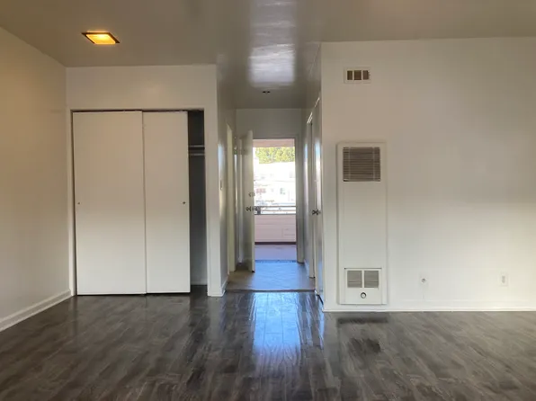 4228 Degnan Blvd APT F, Los Angeles, CA 90008