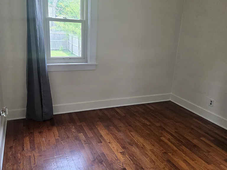 Bedroom #1