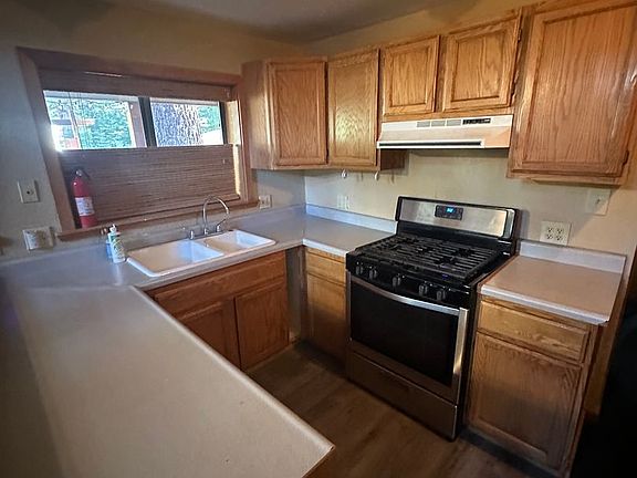 5th image of 617 Roger Ave