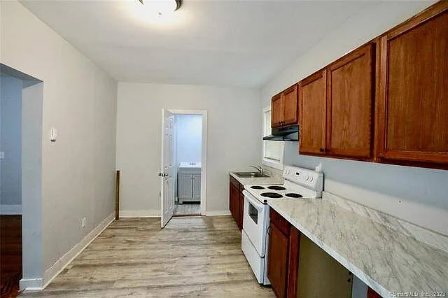 389 Orchard St — Photo 11