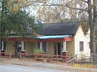 311 S Oliver St, Elberton, GA 30635