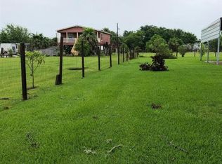 1237 11th St, San Leon, TX 77539